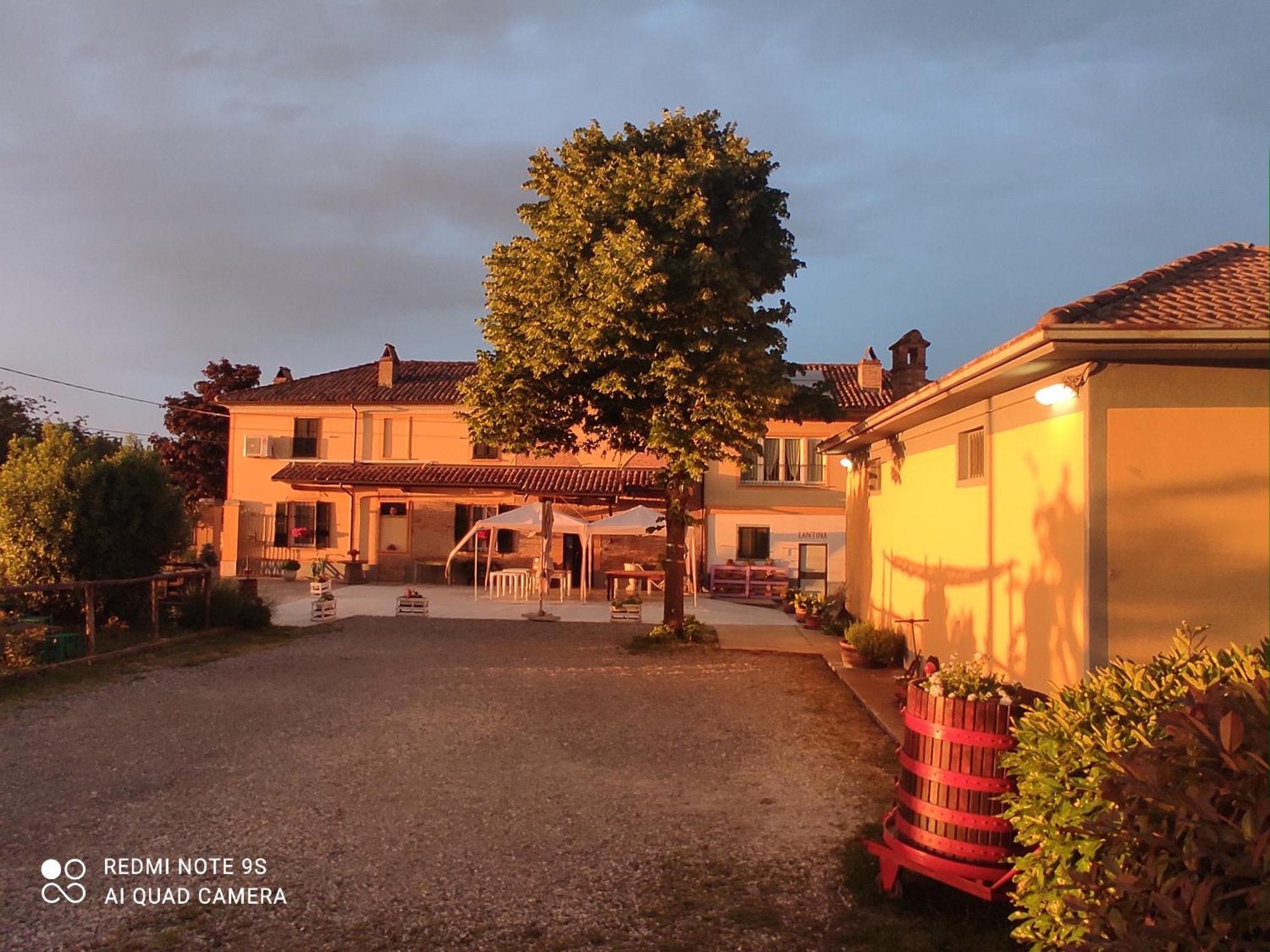 Cascina Angelina Villa Casteggio Eksteriør bilde